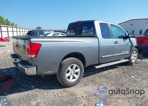 2014 Nissan Titan Sv из США, поврежденный, VIN 1N6BA0CA2EN504597